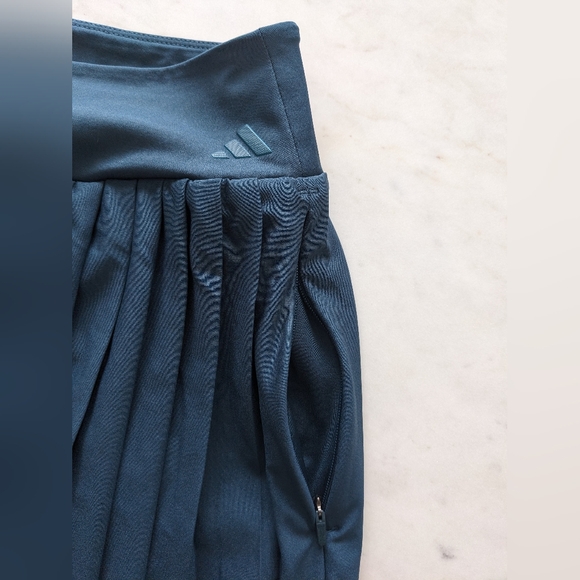 Adidas Pleated Golf Skirt - Picture 3 of 4